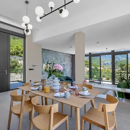 Vila Kuk Oaza Luxury *