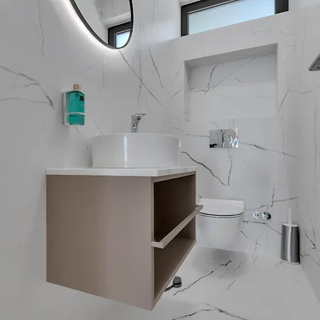 Kuk Oaza Luxury Вилла Макарска