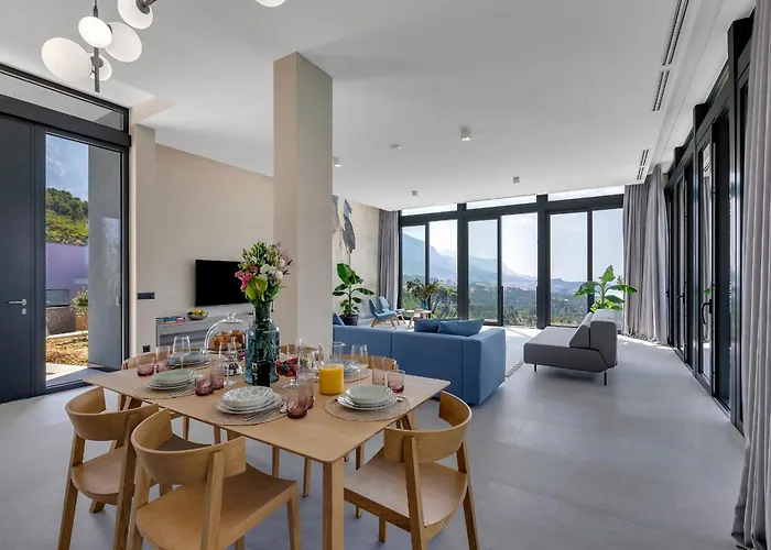 Kuk Oaza Luxury Вилла *