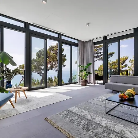 Kuk Oaza Luxury Villa