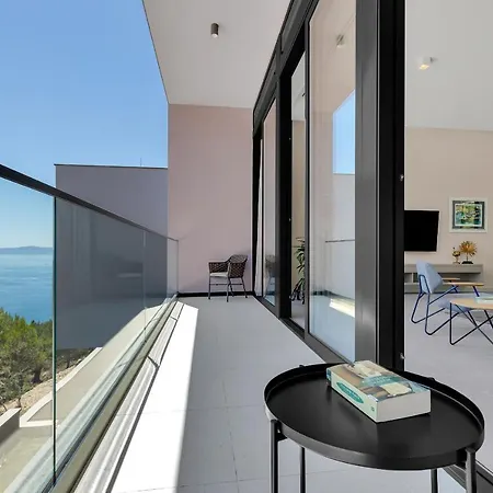 Vila Kuk Oaza Luxury *